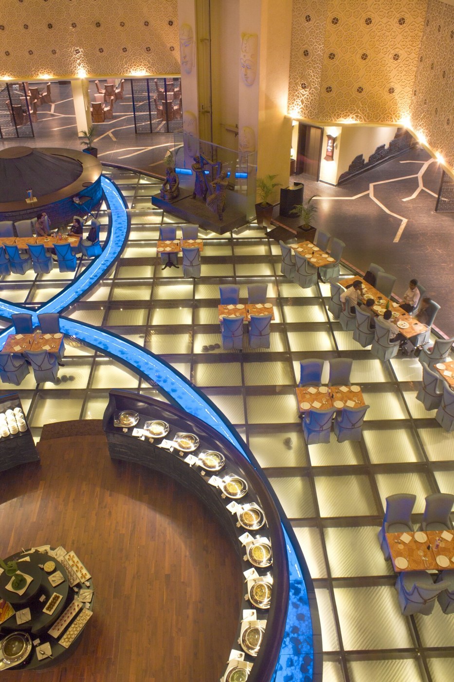 Lobby seating at Sterlings Mac Hotel